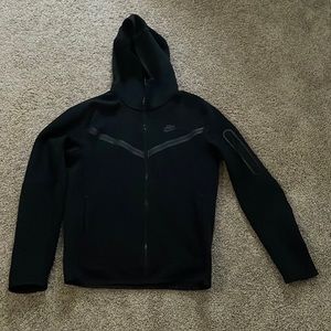 Men’s Nike tech size small